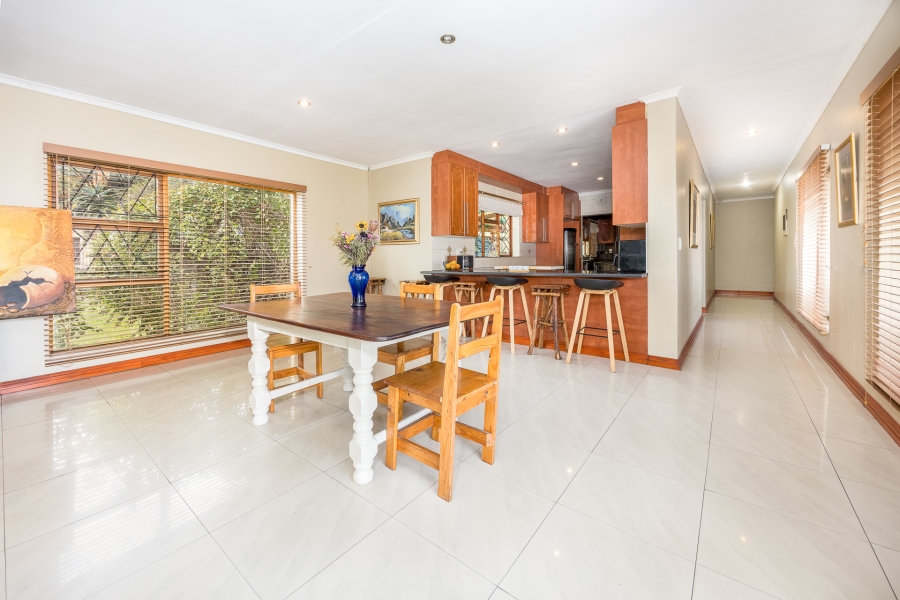 6 Bedroom Property for Sale in Elim Western Cape